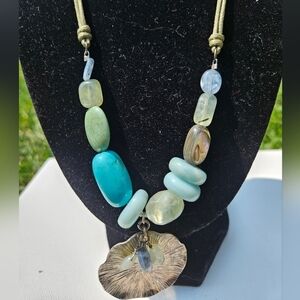 Peyote Bird Pendent Necklace NWT